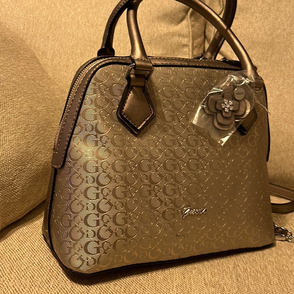 Handbag GUESSLos Angeles. - Picture 2 of 16